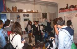 Από την επίσκεψη στο Λαογραφικό Μουσείο του Αναγνωστηρίου Αγιάσου του 6 ου Γυμνασίου Μυτιλήνης (11-10-2017).